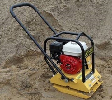 HS - 80 kg vibratorplate med Honda motor
