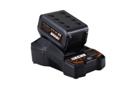 Echo batteripakke med lader og 2Ah batteri